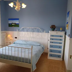 La Finestra Sul Mare Bed & Breakfast